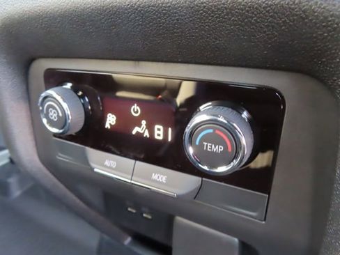 Used 2025 Chevrolet Traverse Z71 w/ Enhanced Driving Package AWD/4WD image 47