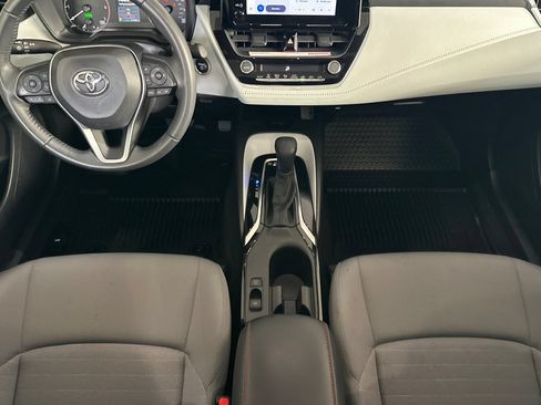 Used 2024 Toyota Corolla SE w/ SE Package FWD image 10