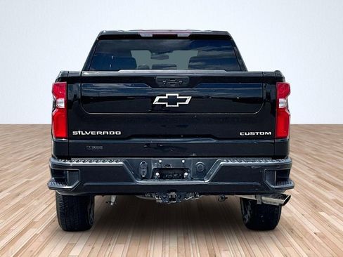 Used 2021 Chevrolet Silverado 1500 Custom Trail Boss AWD/4WD image 4