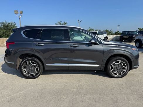 Used 2023 Hyundai Santa Fe Limited AWD/4WD image 2