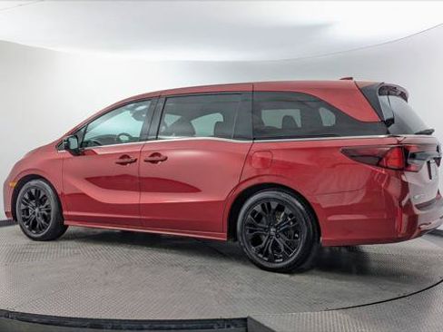 Used 2025 Honda Odyssey Sport-L image 6