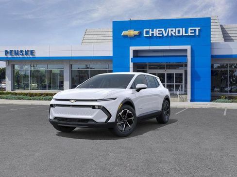 New 2026 Chevrolet Equinox EV LT image 8