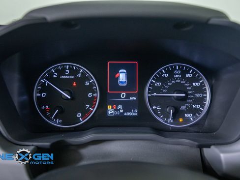 Used 2025 Subaru Crosstrek 2.5i Limited w/ Crosstrek Mirror Package AWD/4WD image 17