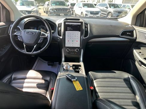 Used 2024 Ford Edge SEL AWD/4WD image 25