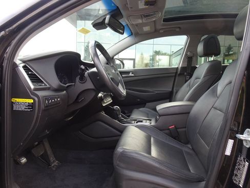 Used 2017 Hyundai Tucson Limited w/ Limited Ultimate Package 03 AWD/4WD image 8