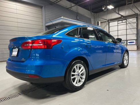 Used 2015 Ford Focus SE w/ SE Cold Weather Package FWD image 7