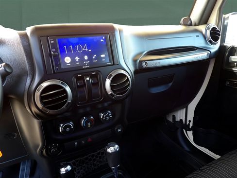 Used 2011 Jeep Wrangler Sport image 17