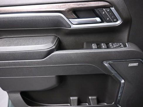 Used 2025 Chevrolet Silverado 3500 LTZ w/ LTZ Plus Package image 13