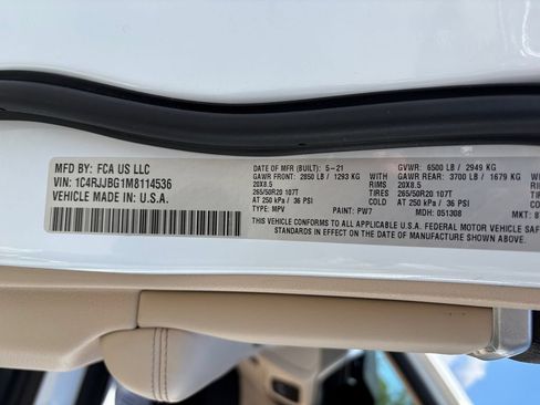 Used 2021 Jeep Grand Cherokee L Limited RWD image 30