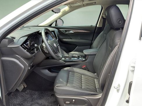 Used 2022 Buick Envision Avenir w/ Technology Package II AWD/4WD image 11