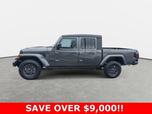 New 2025 Jeep Gladiator Sport image 8