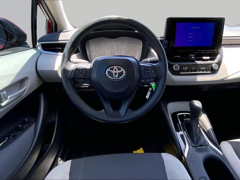 Used 2026 Toyota Corolla LE FWD image 6
