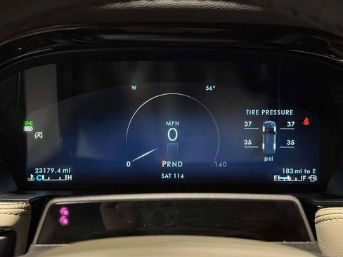 Certified 2024 Lincoln Corsair Reserve w/ Equipment Group 202A image 25