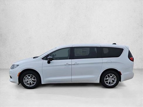 New 2025 Chrysler Voyager LX image 8