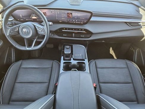 Used 2025 Buick Enclave Sport Touring image 25