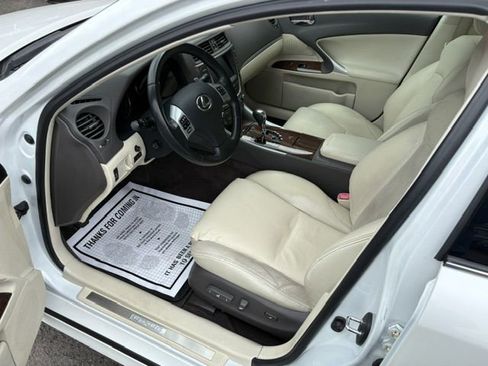 Used 2011 Lexus IS 250 AWD w/ Luxury Plus Value Edition image 11
