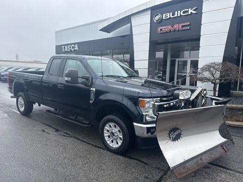 Used 2022 Ford F350 XLT w/ Snow Plow Prep Package image 1