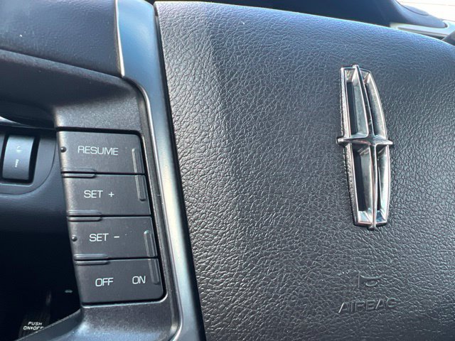 Used 2012 Lincoln MKS FWD image 23