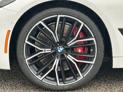 Used 2021 BMW 540i w/ M Sport Package image 28