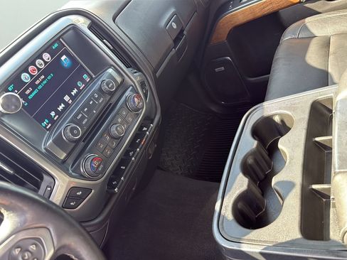 Used 2019 Chevrolet Silverado 2500 LTZ w/ Duramax Plus Package AWD/4WD image 16