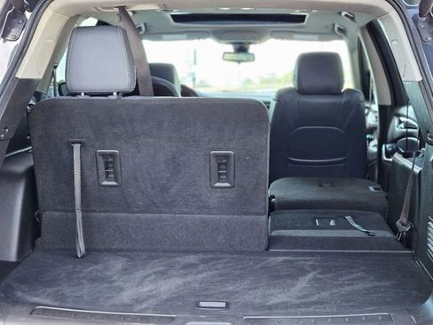 Used 2021 Buick Enclave Essence w/ Sound and Sites Package image 32