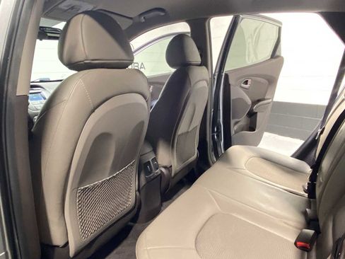 Used 2014 Hyundai Tucson SE image 12