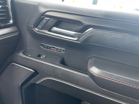 Used 2022 GMC Sierra 1500 AT4X image 21