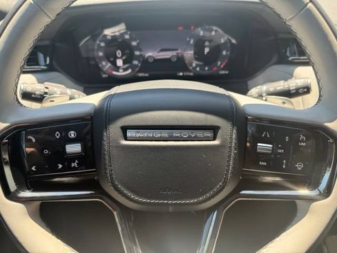 Used 2026 Land Rover Range Rover Velar Dynamic SE AWD/4WD image 15
