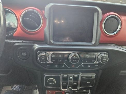 Used 2019 Jeep Wrangler Unlimited Rubicon image 21