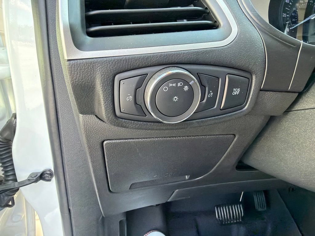 Used 2022 Ford Edge SEL AWD/4WD image 21