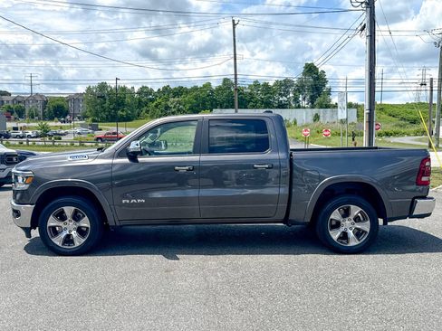 Used 2022 RAM 1500 Laramie AWD/4WD image 4