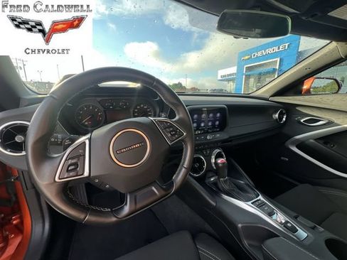 Used 2023 Chevrolet Camaro LT w/ Technology Package RWD image 16