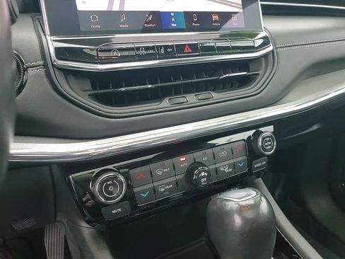 Used 2022 Jeep Compass High Altitude image 20