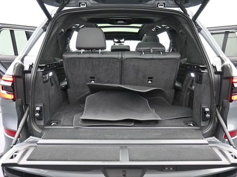 Used 2025 BMW X7 M60i w/ Executive Package AWD/4WD image 15