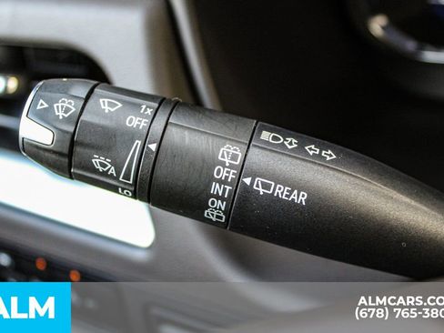 Used 2024 Chevrolet Tahoe LT image 32