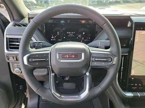 New 2026 GMC Yukon XL Elevation image 21