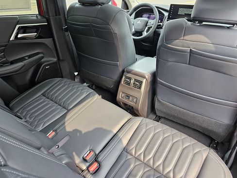 New 2026 Mitsubishi Outlander SEL AWD/4WD image 18
