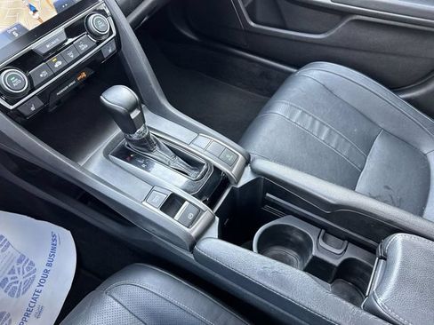 Used 2018 Honda Civic EX-L image 23