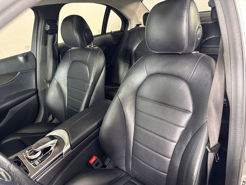 Used 2019 Mercedes-Benz C 300 4MATIC Sedan image 15