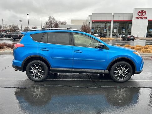Used 2016 Toyota RAV4 SE image 6