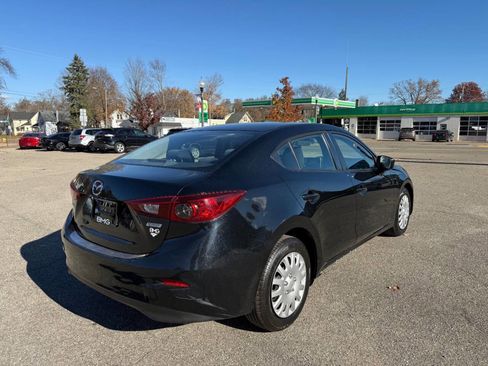 Used 2016 MAZDA MAZDA3 i Sport image 5