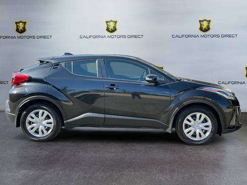 Used 2021 Toyota C-HR LE image 4