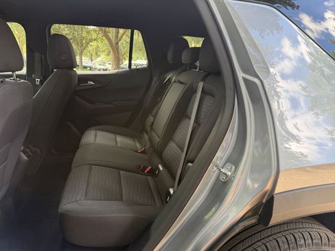 Used 2025 Chevrolet Equinox LT AWD/4WD image 37