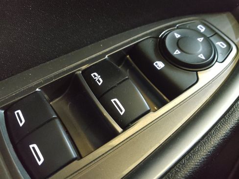 Used 2023 Chevrolet Malibu LT FWD image 27