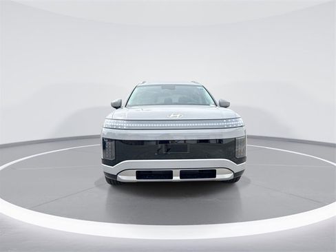 New 2026 Hyundai Ioniq 9 SEL image 3