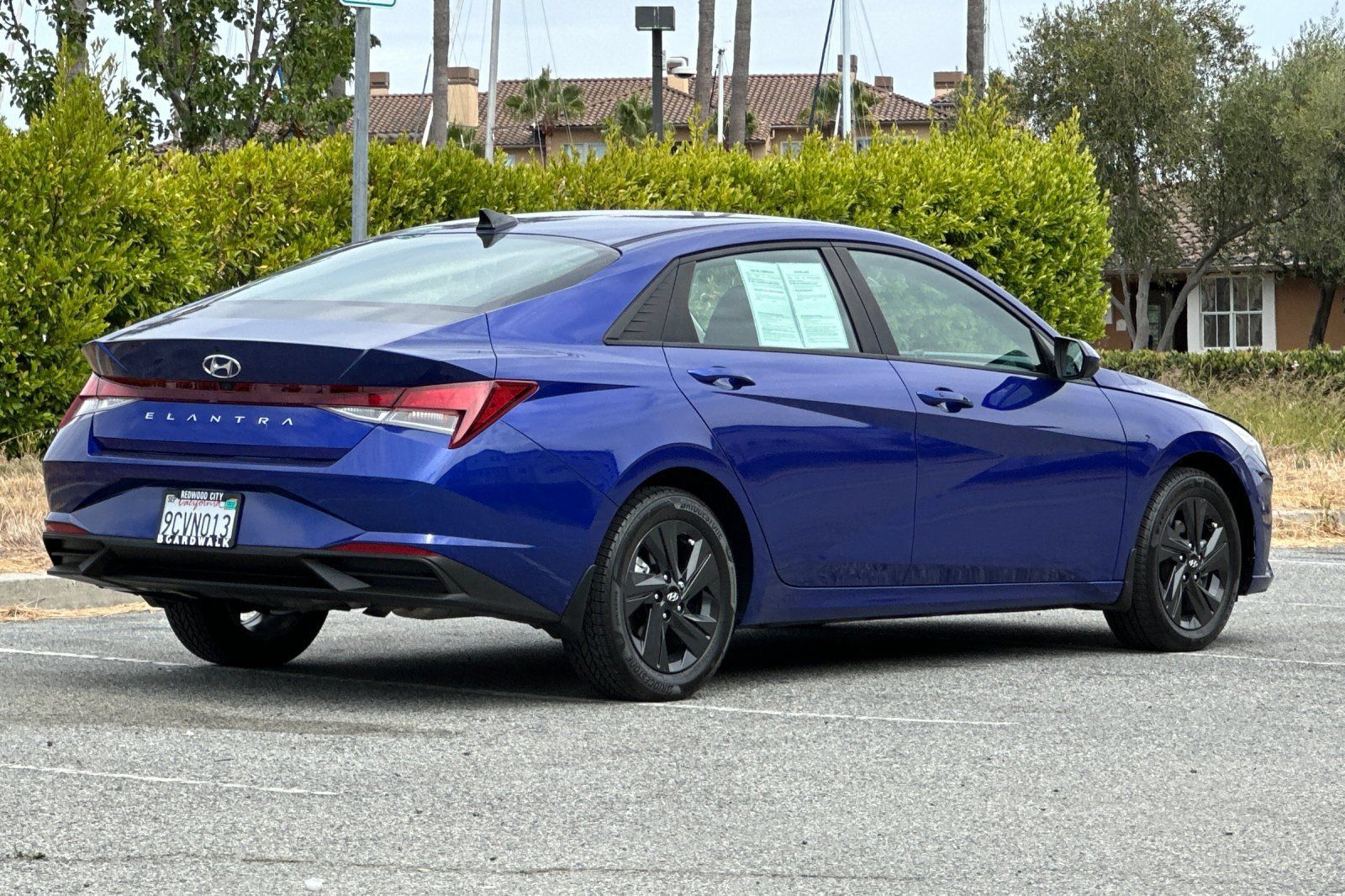 Used 2023 Hyundai Elantra SEL FWD image 4