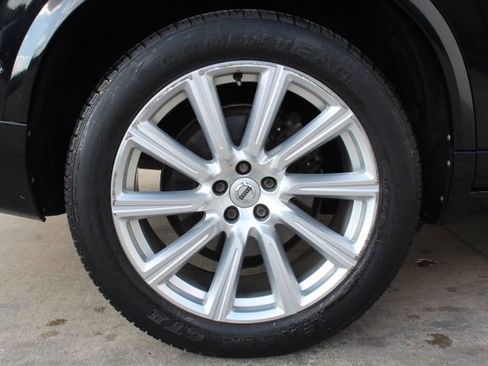 Used 2018 Volvo XC90 T6 Inscription image 11