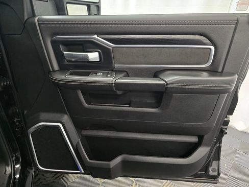 Used 2023 RAM 2500 Laramie w/ Night Edition image 23