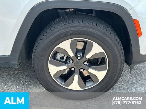 Used 2024 Jeep Grand Cherokee Limited 4xe AWD/4WD image 14