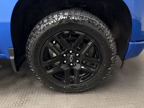 Used 2023 Chevrolet Silverado 1500 Custom w/ Rally Edition image 11